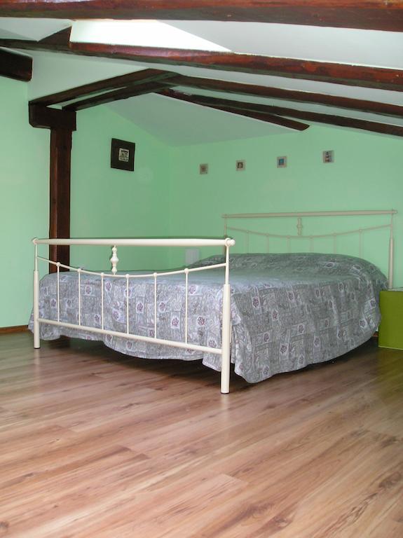 Beach Apartments 洛夫兰 客房 照片
